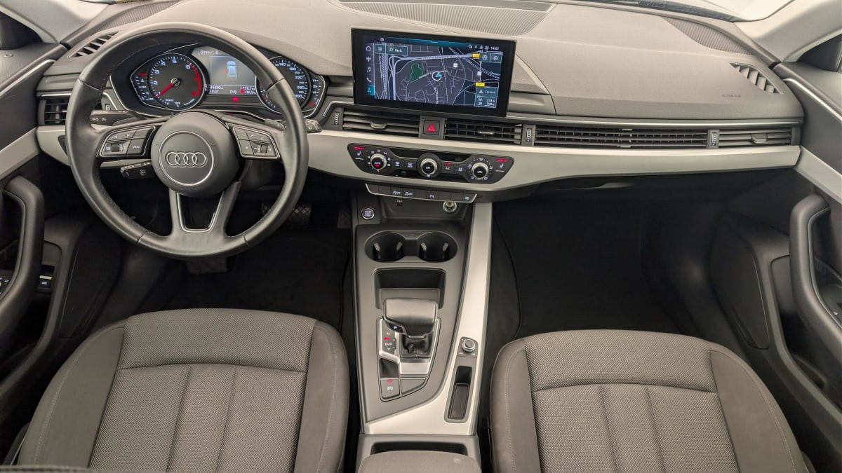 Vente en ligne Audi A4 Avant 35 TFSI 150 S tronic 7 Design au prix de 25 420 €