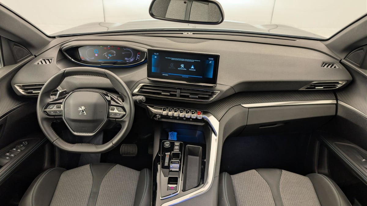 Vente en ligne Peugeot 5008 Hybrid 136 e-DCS6 Allure Pack au prix de 27 480 €