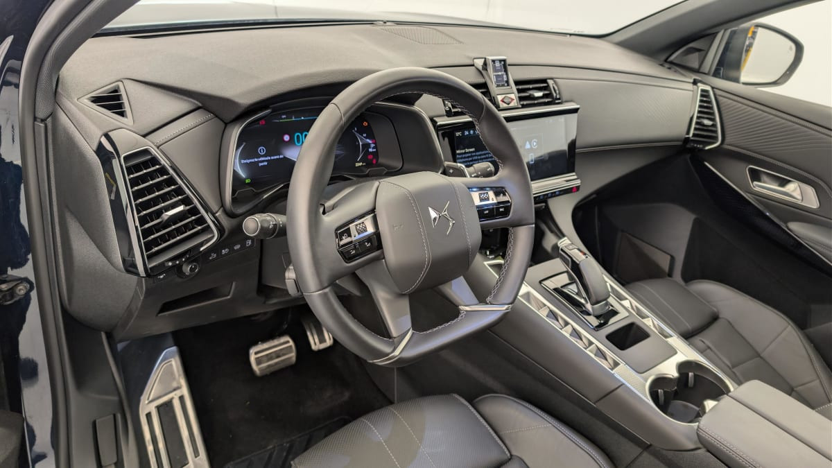 Vente en ligne Ds DS7 Crossback Hybride Rechargeable E-Tense 225 EAT8 Opera au prix de 36 750 €