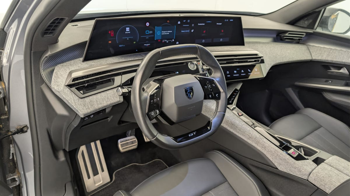 Vente en ligne Peugeot 3008 Hybrid 145 e-DCS6 GT au prix de 29 540 €