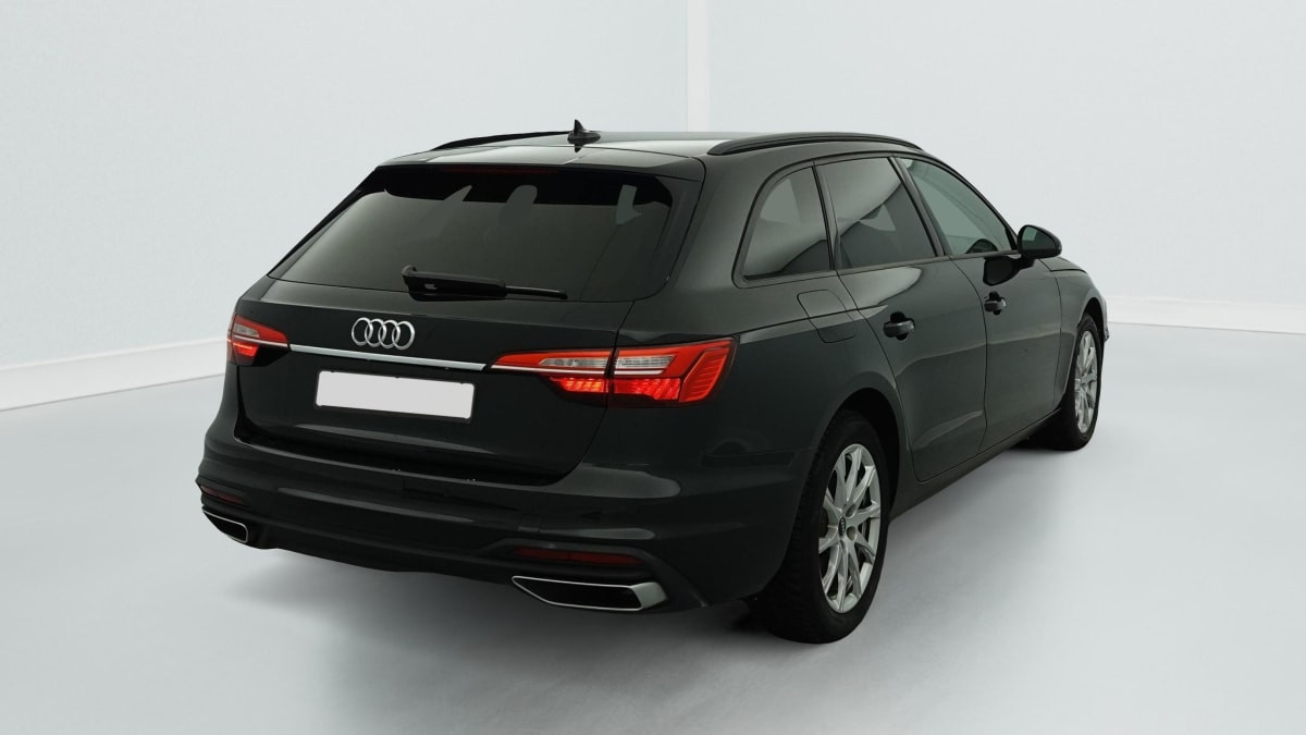 Vente en ligne Audi A4 Avant 35 TFSI 150 S tronic 7 Design au prix de 25 420 €