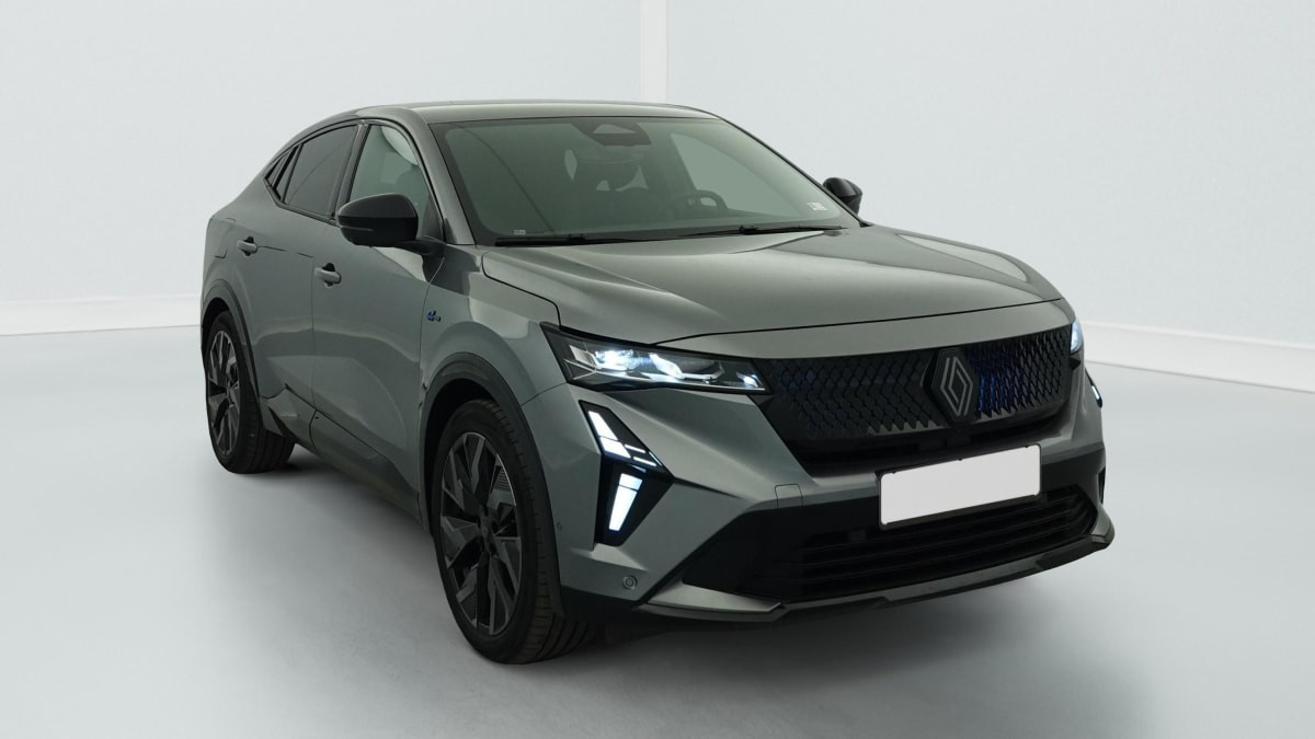 Renault Rafale hyper hybrid E-Tech 4x4 300 esprit Alpine occasion de 2025 en vente à Rennes