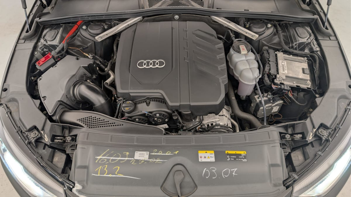 Vente en ligne Audi A4 Avant 35 TFSI 150 S tronic 7 Design au prix de 25 420 €