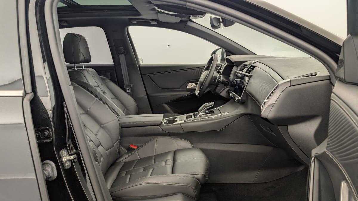 Vente en ligne Ds DS7 Crossback Hybride Rechargeable E-Tense 225 EAT8 Opera au prix de 37 780 €