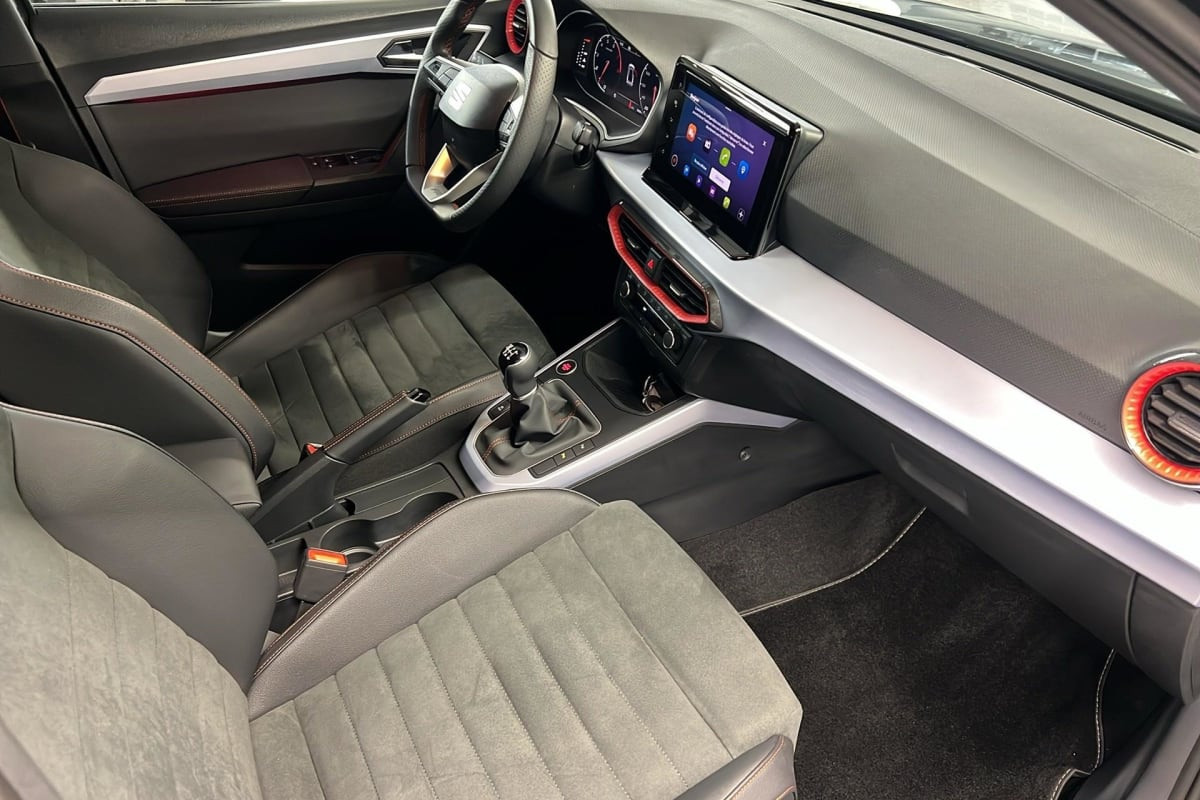 Vente en ligne Seat Arona 1.0 TSI 115 CH START STOP BVM FR au prix de 20 790 €