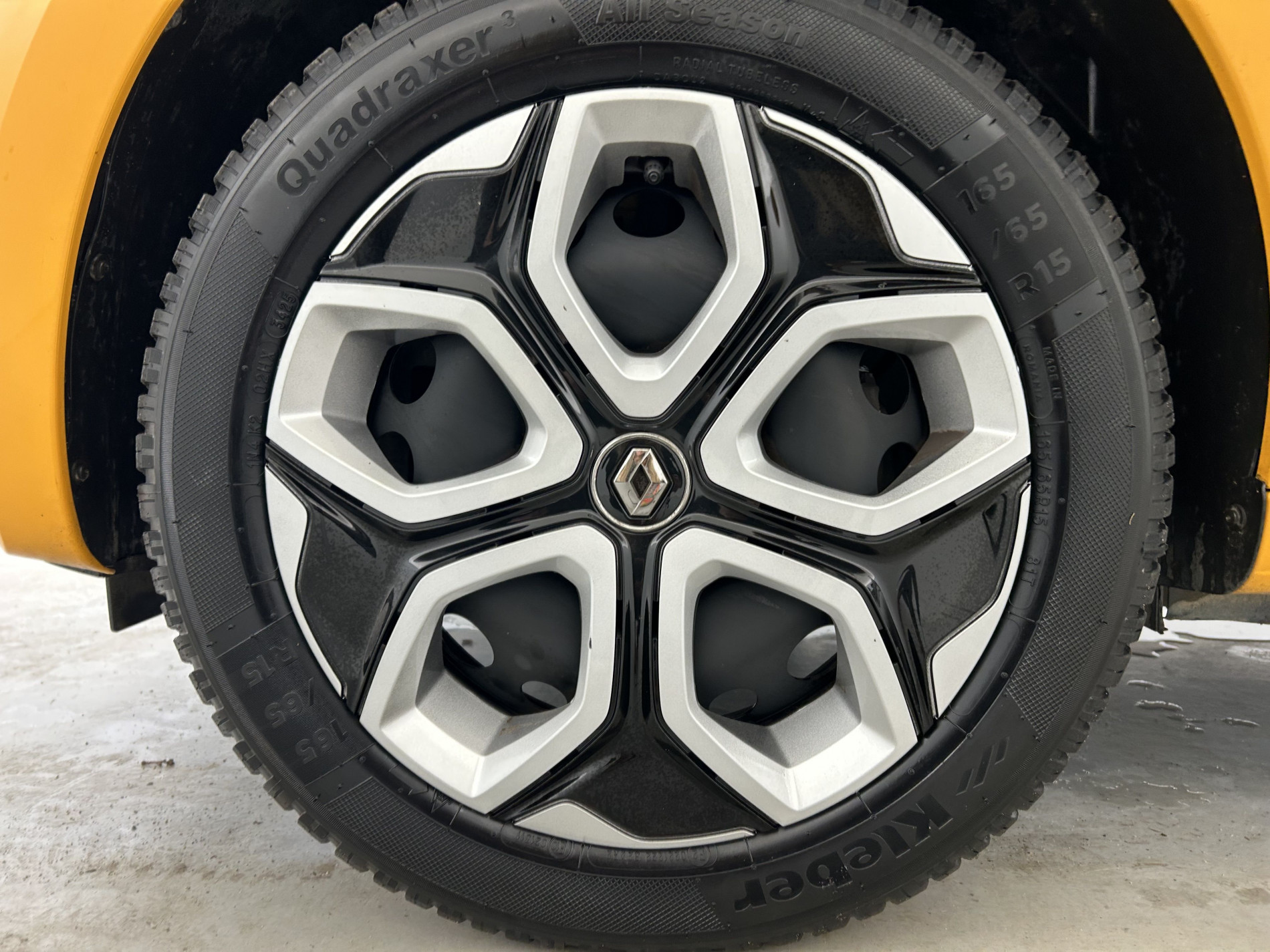 Vente en ligne Renault Twingo 3 1.0 SCe 65ch Equilibre au prix de 11 990 €