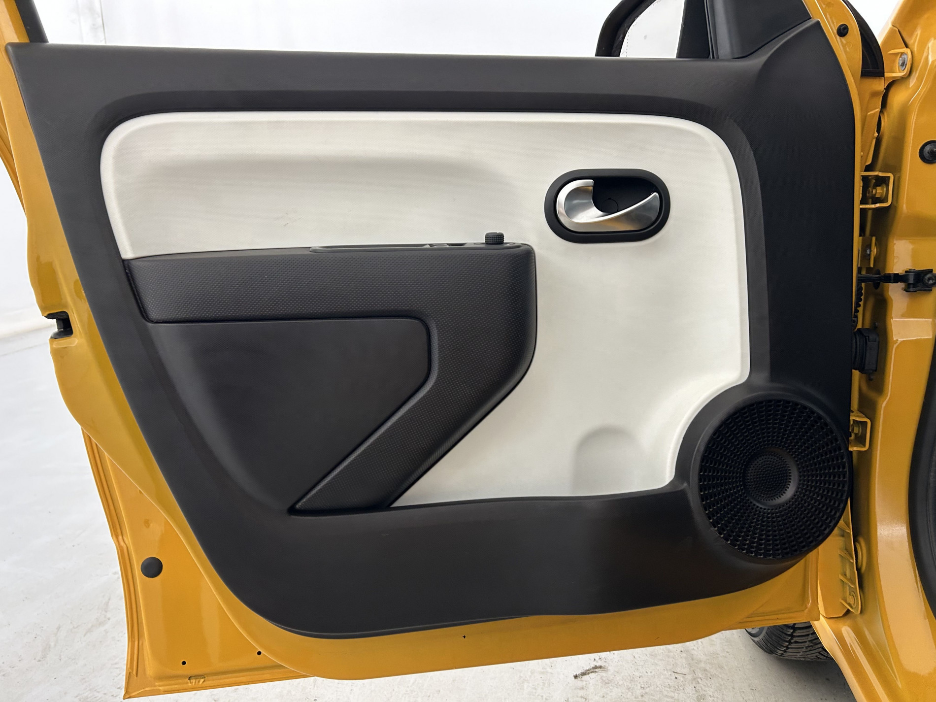 Vente en ligne Renault Twingo 3 1.0 SCe 65ch Equilibre au prix de 11 990 €