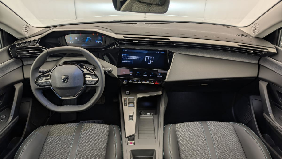 Vente en ligne Peugeot 308 SW Hybrid 145 e-DCS6 Allure au prix de 25 530 €