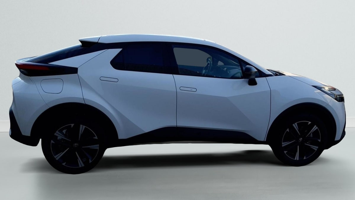 Vente en ligne Toyota C-HR Hybride Rechargeable 225 Design au prix de 31 920 €