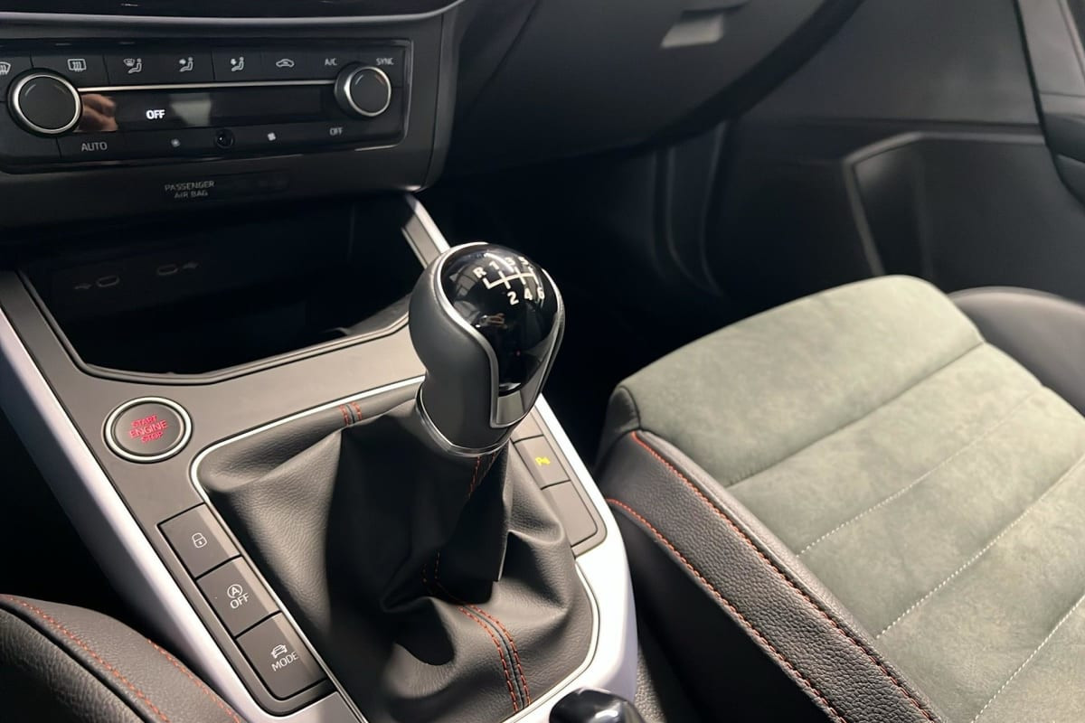 Vente en ligne Seat Arona 1.0 TSI 115 CH START STOP BVM FR au prix de 20 790 €