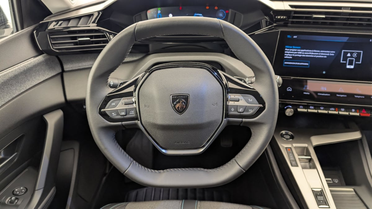 Vente en ligne Peugeot 308 SW Hybrid 145 e-DCS6 Allure au prix de 25 530 €