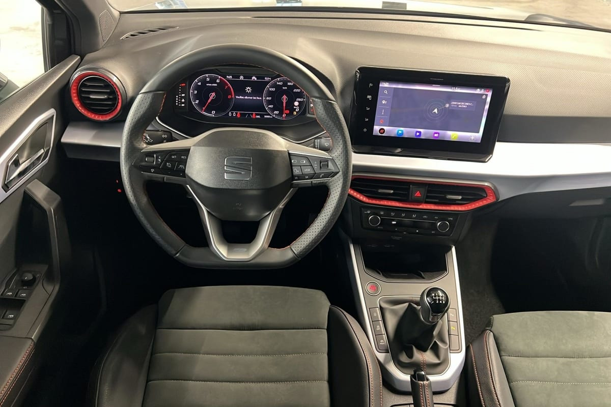 Vente en ligne Seat Arona 1.0 TSI 115 CH START STOP BVM FR au prix de 20 790 €