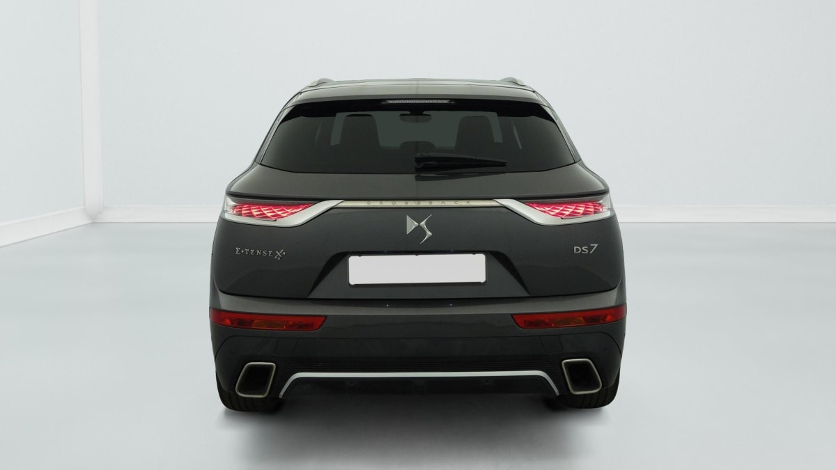 Vente en ligne Ds DS7 Crossback Hybride E-Tense 300 EAT8 4x4 Rivoli au prix de 30 160 €