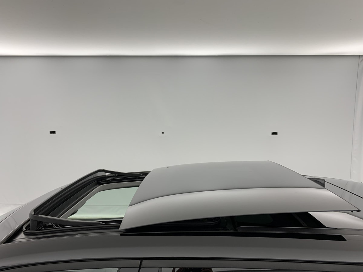 Vente en ligne Jeep Avenger 1.2 Turbo T3 110 ch e-Hybrid BVR6 Summit au prix de 27 280 €