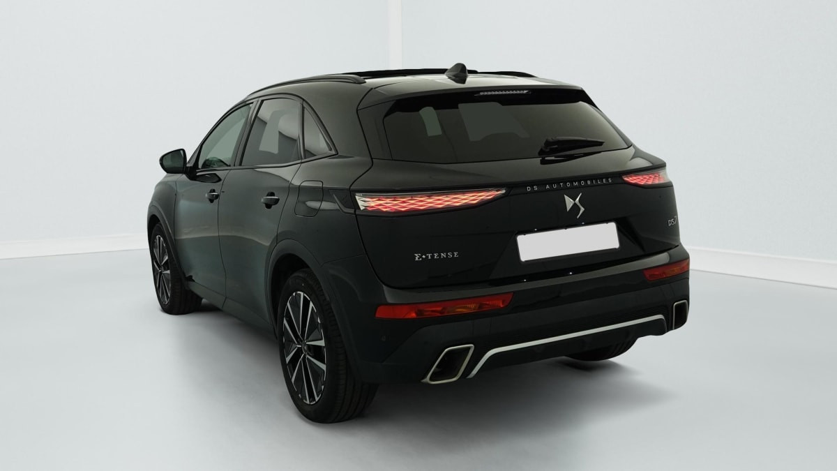 Vente en ligne Ds DS7 Crossback Hybride Rechargeable E-Tense 225 EAT8 Opera au prix de 38 810 €