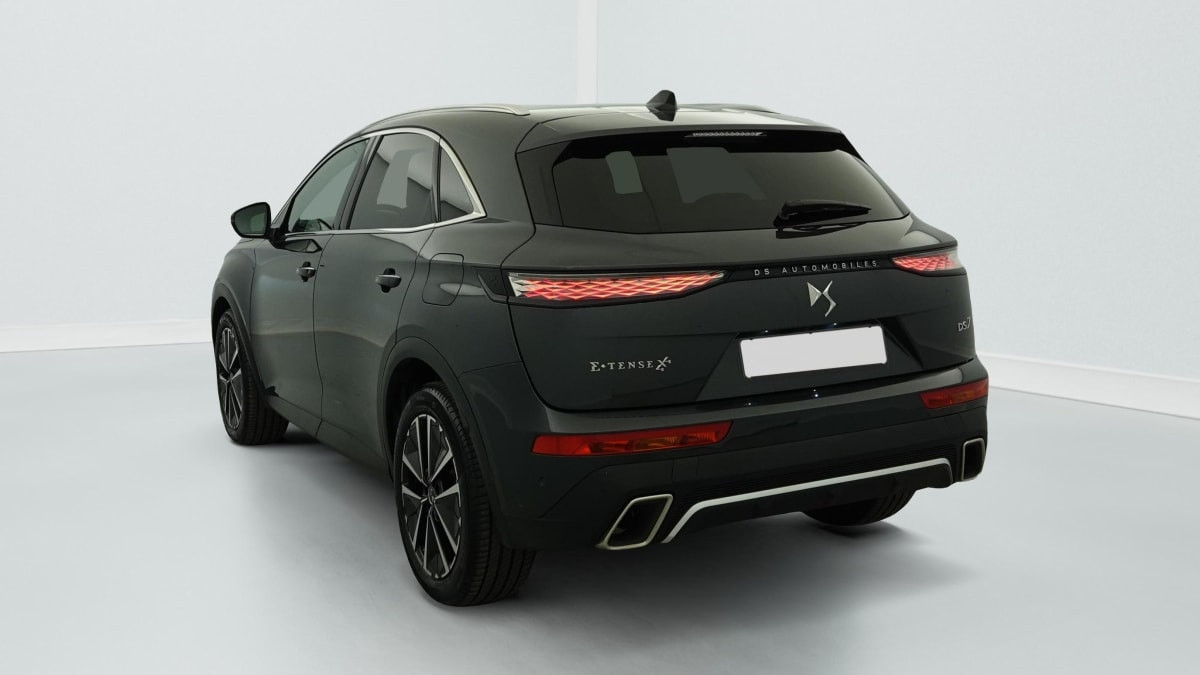 Vente en ligne Ds DS7 Crossback Hybride Rechargeable E-Tense 300 EAT8 4x4 Rivoli au prix de 36 340 €
