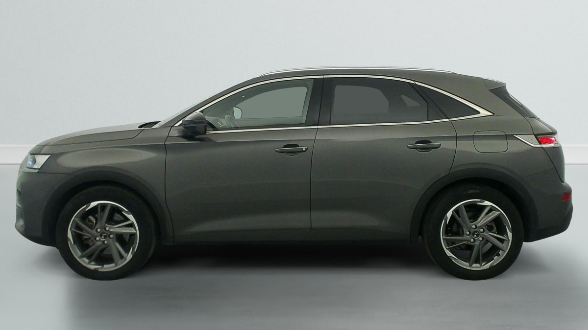 Vente en ligne Ds DS7 Crossback Hybride E-Tense 300 EAT8 4x4 Rivoli au prix de 30 160 €