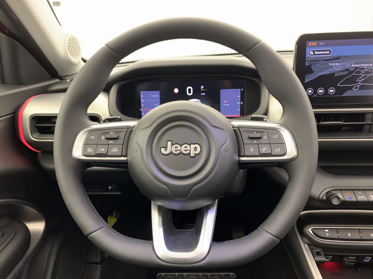 Vente en ligne Jeep Avenger 1.2 Turbo T3 110 ch e-Hybrid BVR6 Summit au prix de 27 280 €