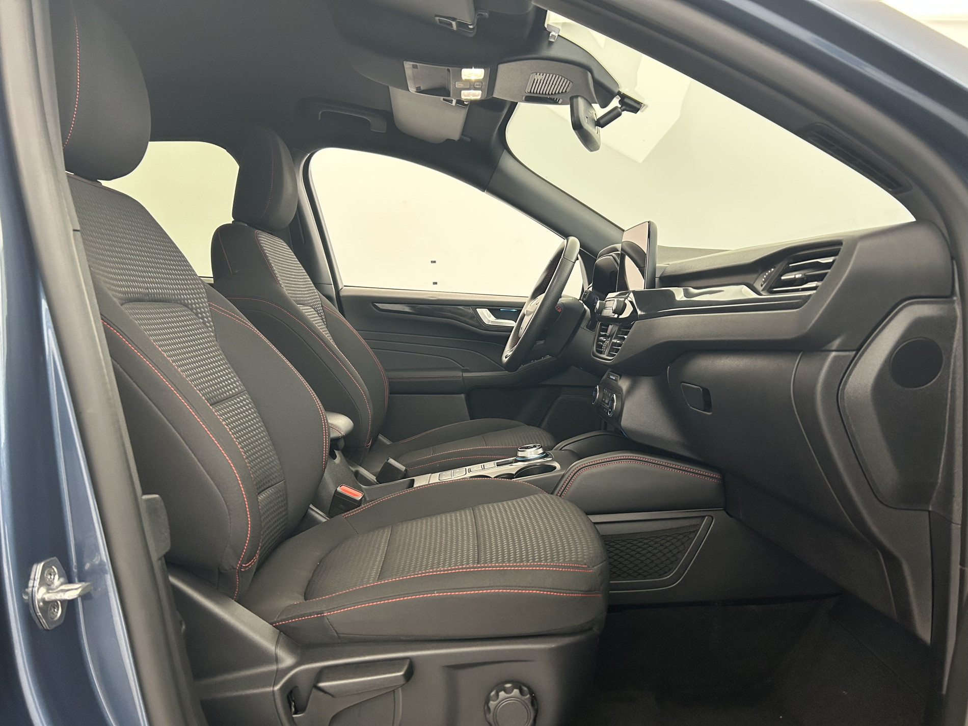 Vente en ligne Ford Kuga 2.5 Duratec 225ch PHEV ST-Line BVA au prix de 20 790 €