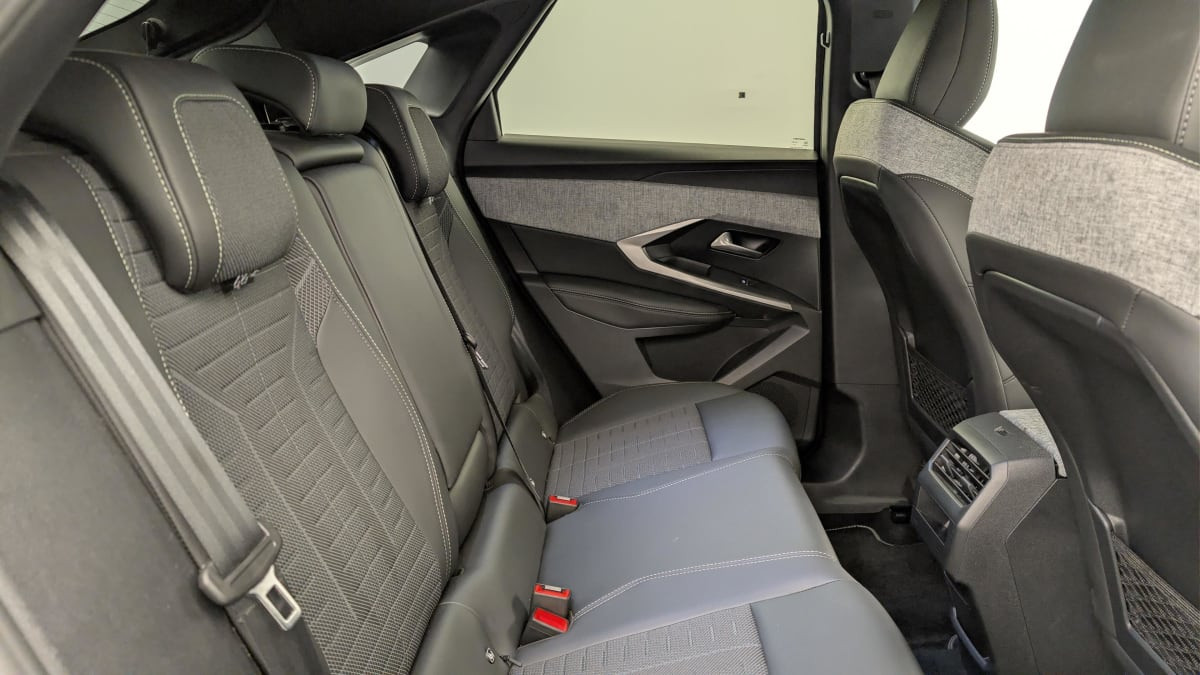 Vente en ligne Peugeot 3008 Hybrid 145 e-DCS6 GT au prix de 29 540 €