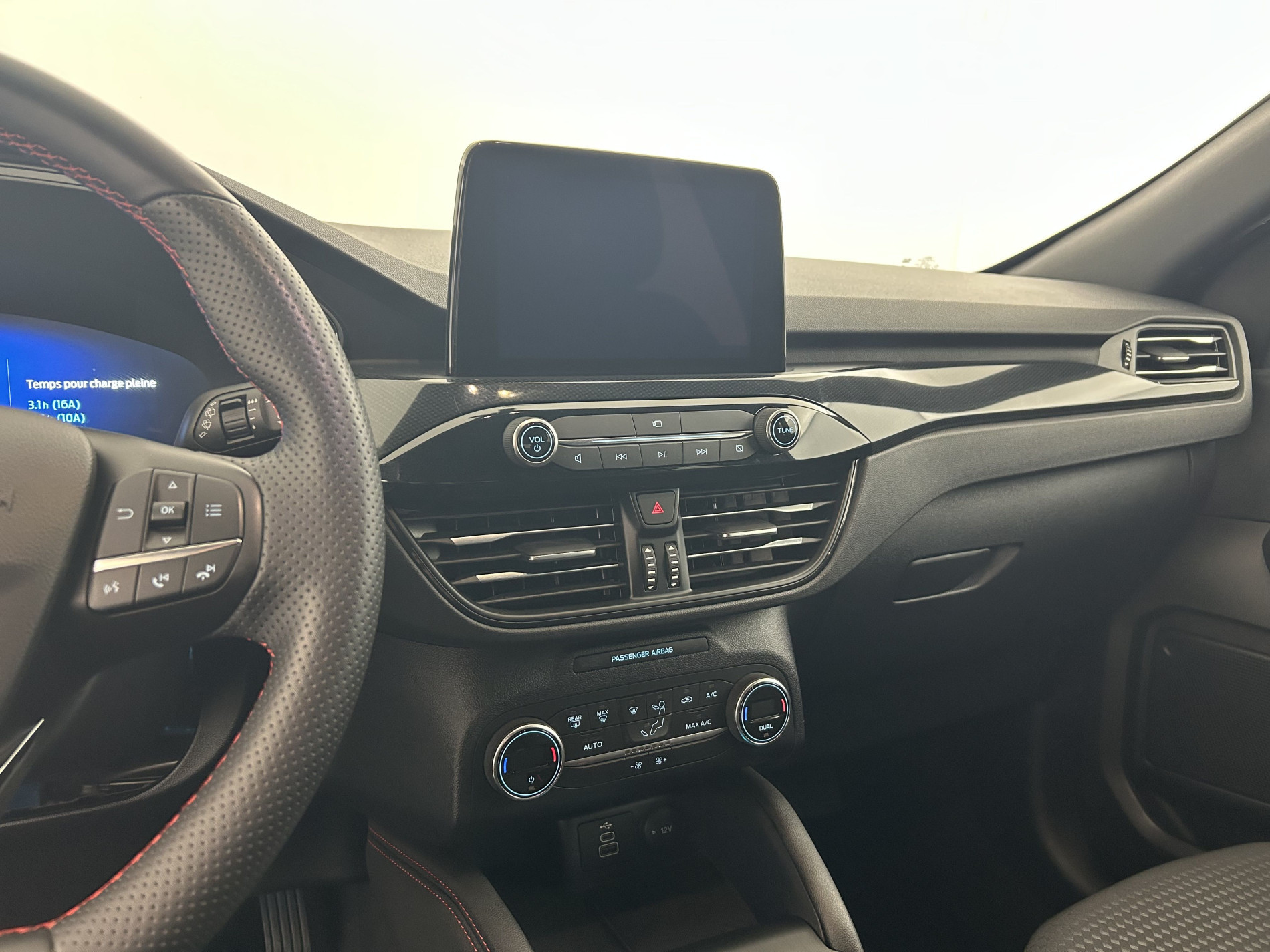 Vente en ligne Ford Kuga 2.5 Duratec 225ch PHEV ST-Line BVA au prix de 20 790 €