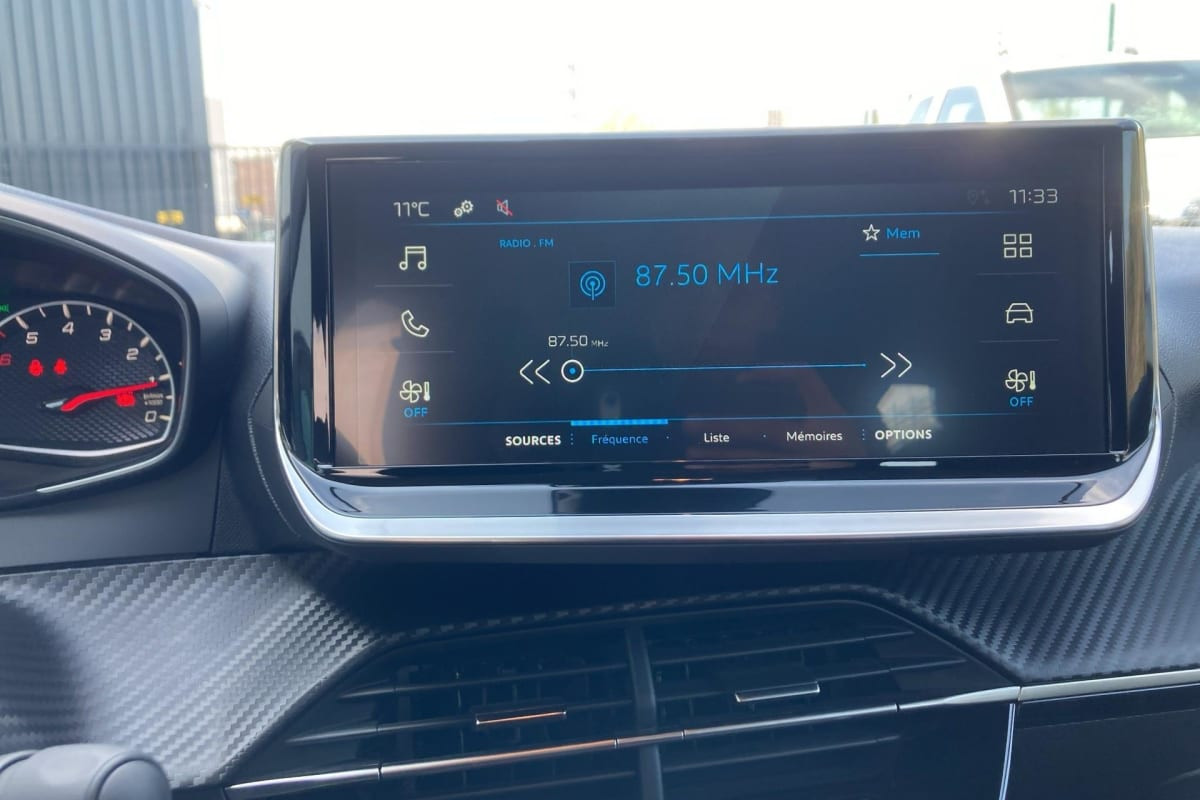 Vente en ligne Peugeot 208 PureTech 100 S S BVM6 Active au prix de 14 180 €