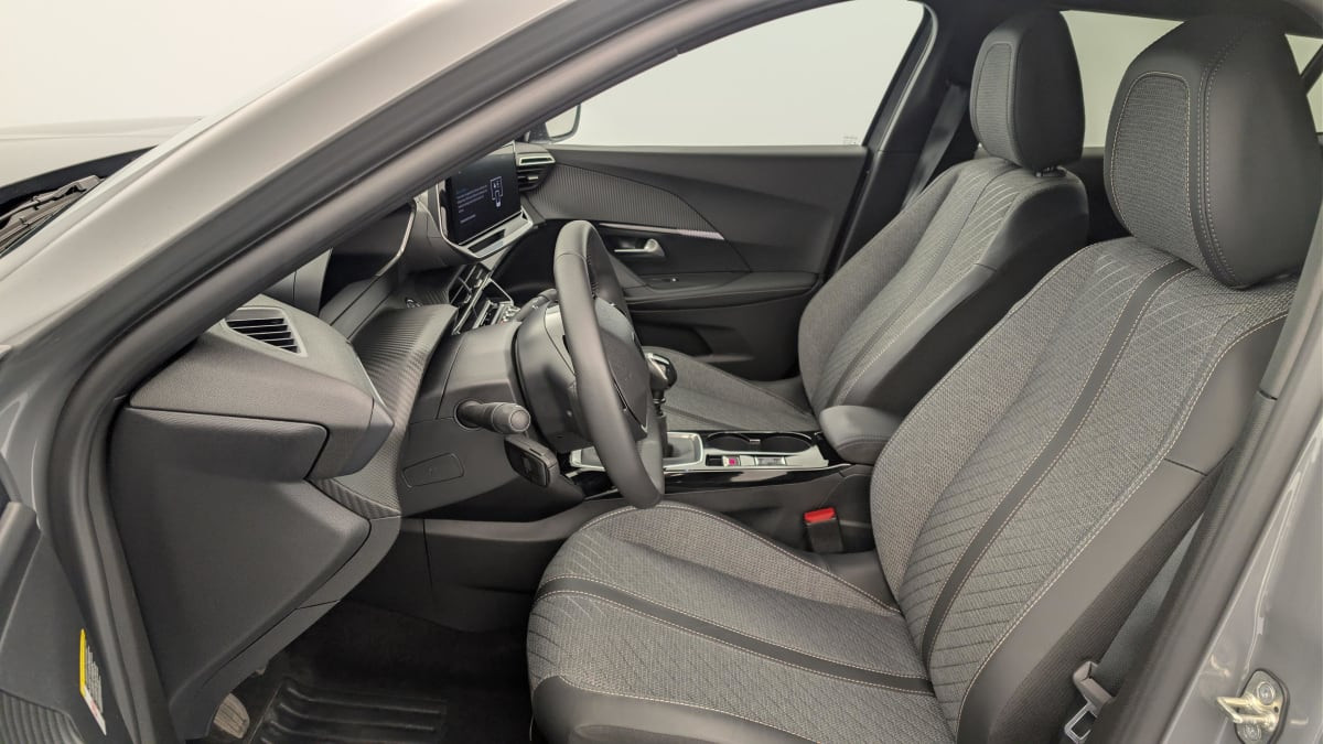 Vente en ligne Peugeot 2008 100 S S BVM6 Allure au prix de 19 240 €