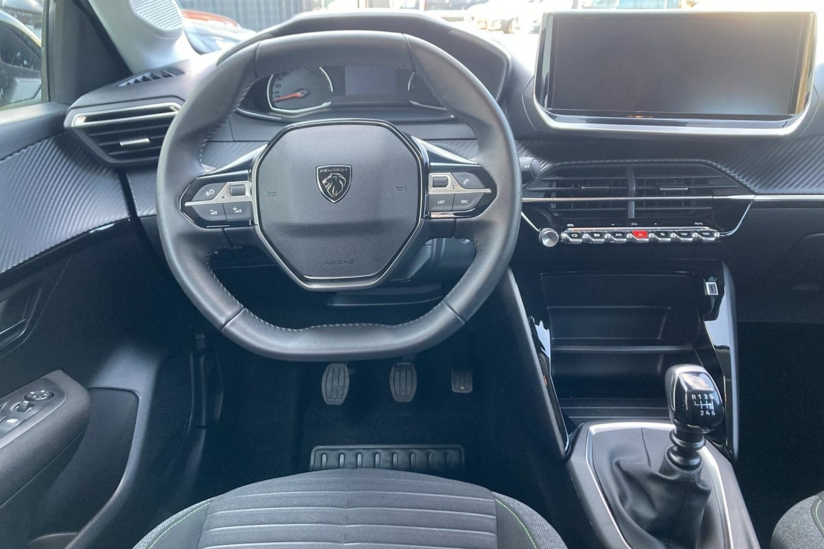 Vente en ligne Peugeot 208 PureTech 100 S S BVM6 Active au prix de 14 180 €