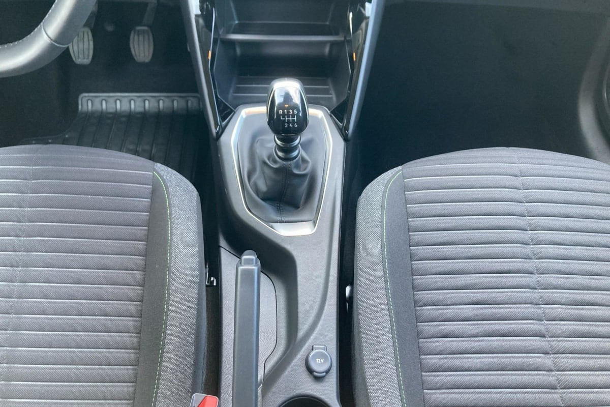 Vente en ligne Peugeot 208 PureTech 100 S S BVM6 Active au prix de 14 180 €