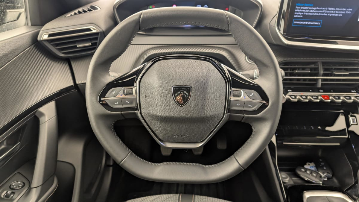 Vente en ligne Peugeot 2008 100 S S BVM6 Allure au prix de 19 240 €