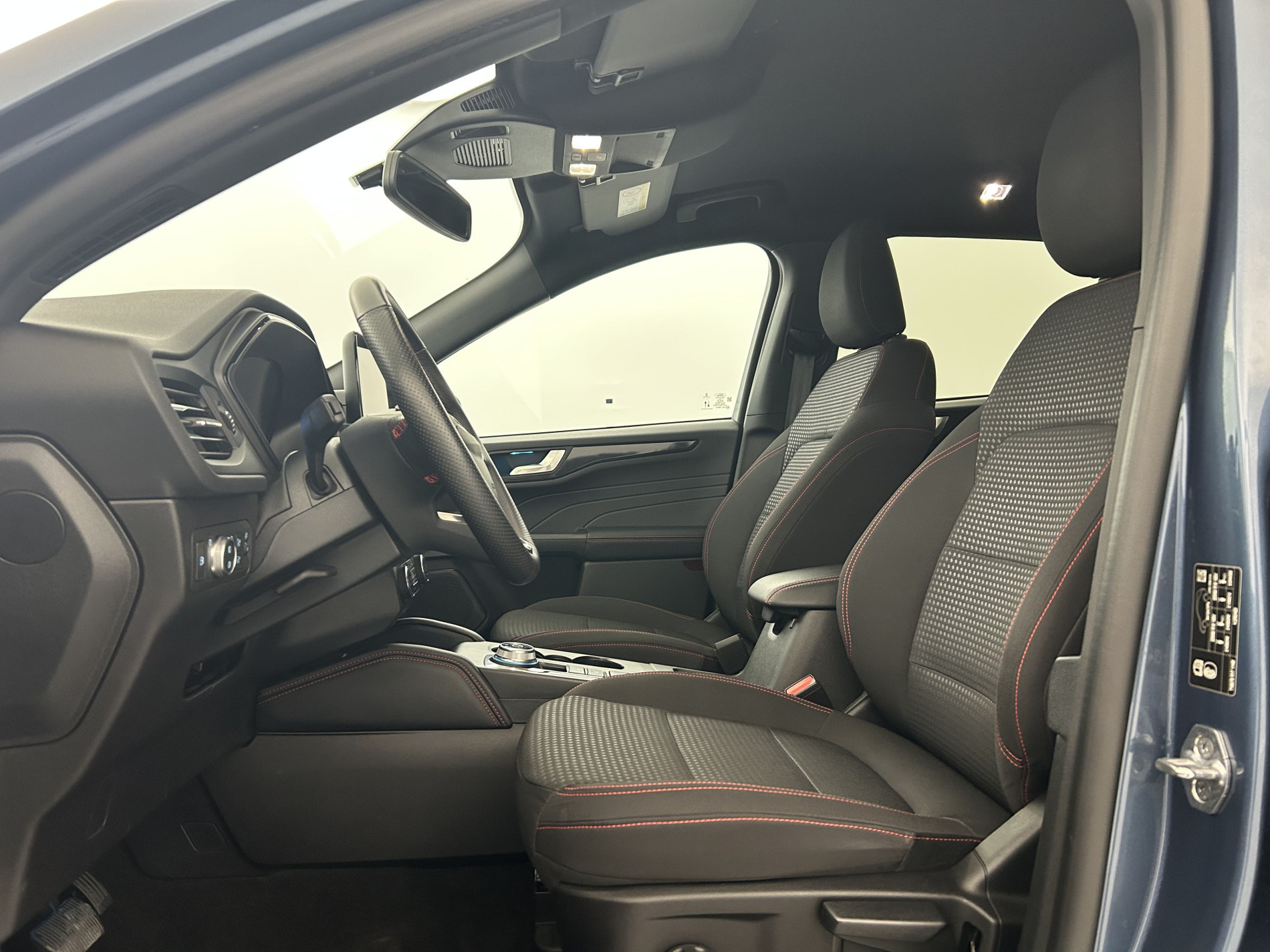 Vente en ligne Ford Kuga 2.5 Duratec 225ch PHEV ST-Line BVA au prix de 20 790 €