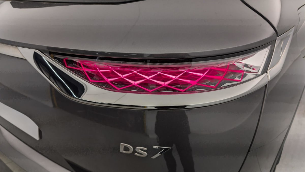 Vente en ligne Ds DS7 Crossback Hybride E-Tense 300 EAT8 4x4 Rivoli au prix de 30 160 €