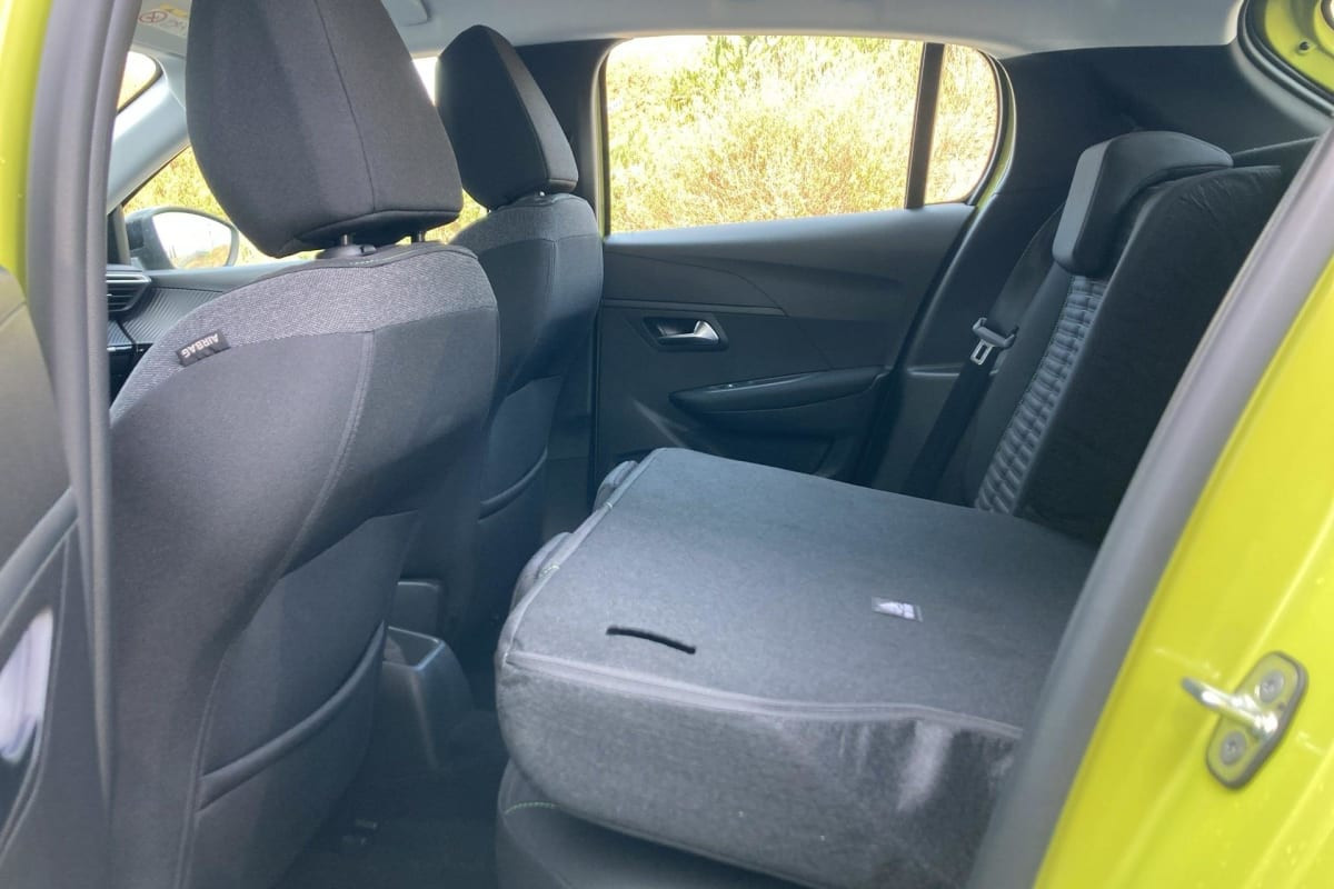 Vente en ligne Peugeot 208 PureTech 100 S S BVM6 Active au prix de 14 180 €