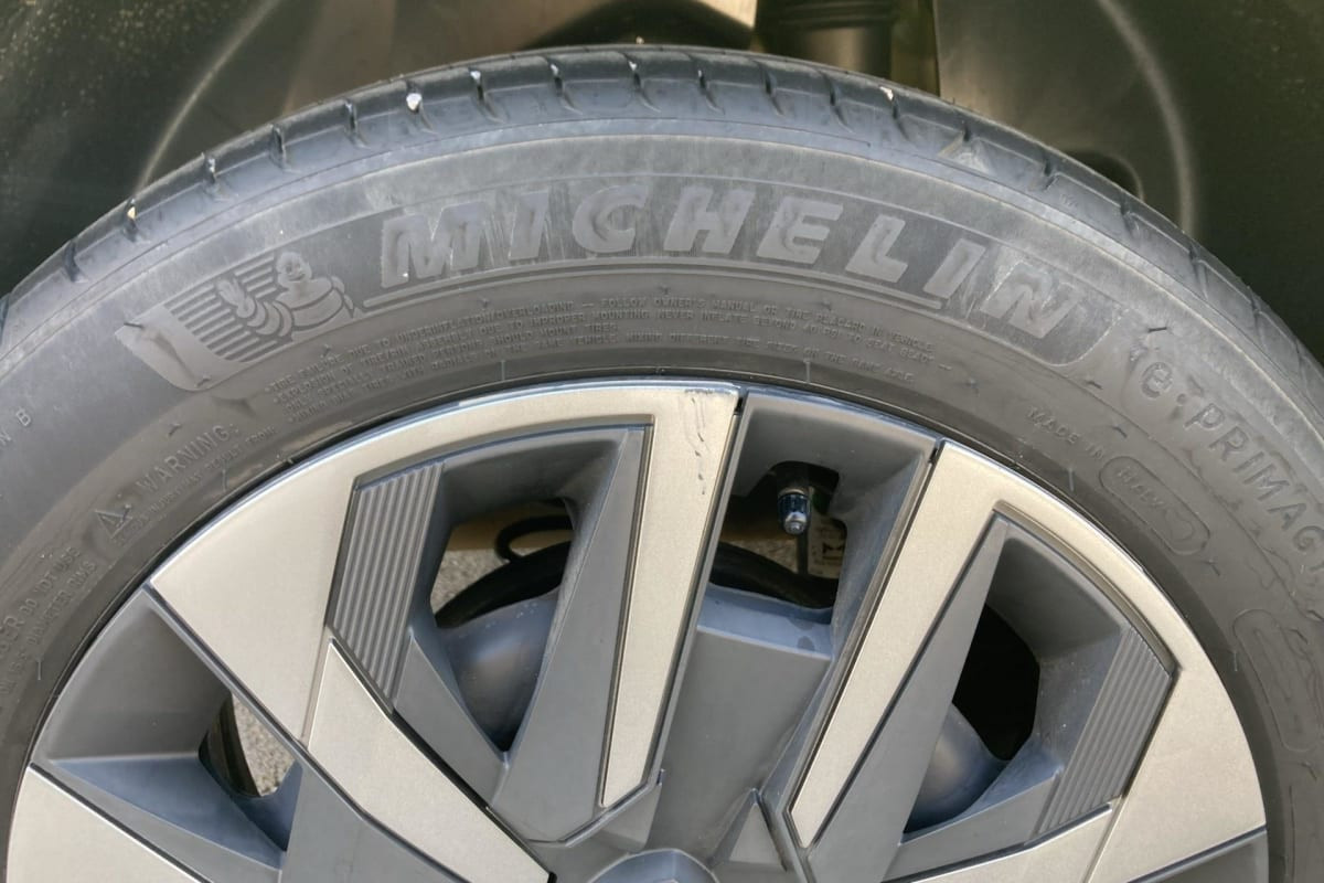 Vente en ligne Peugeot 208 PureTech 100 S S BVM6 Active au prix de 14 180 €