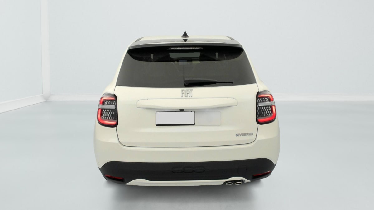 Vente en ligne Fiat 600e T-Gen 3 1.2 Hybrid 145ch eDCT6 La Prima au prix de 24 810 €