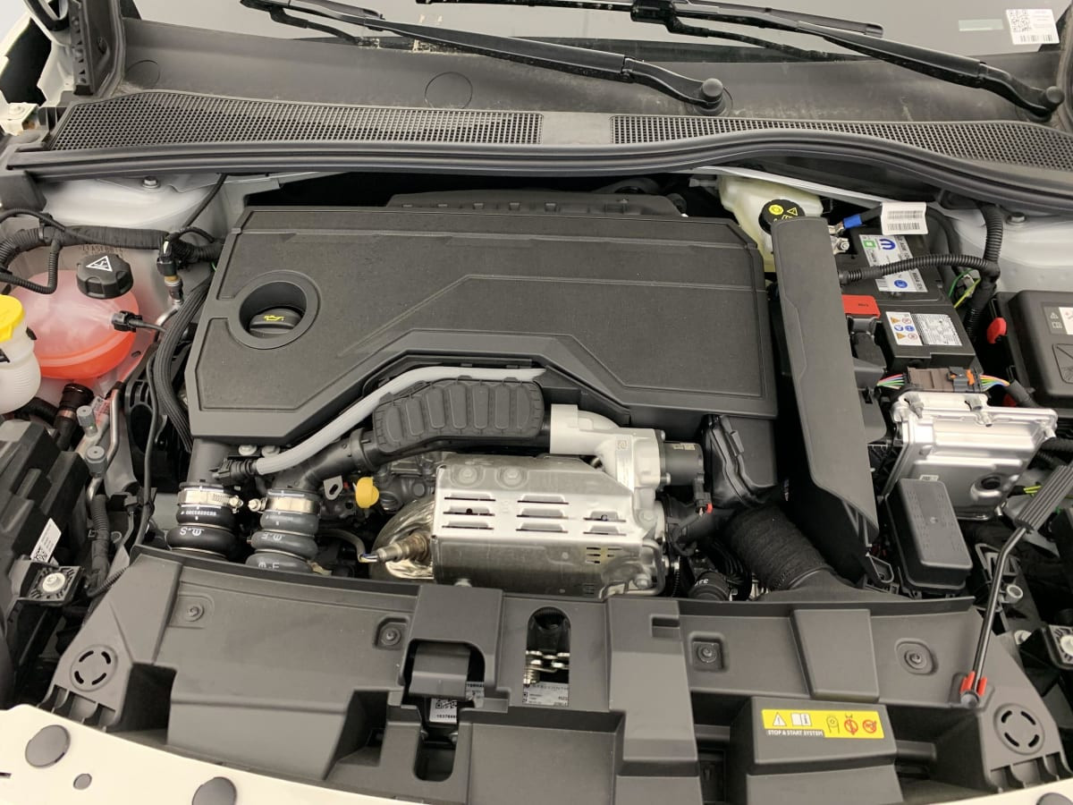 Vente en ligne Fiat 600e T-Gen 3 1.2 Hybrid 145ch eDCT6 La Prima au prix de 24 810 €