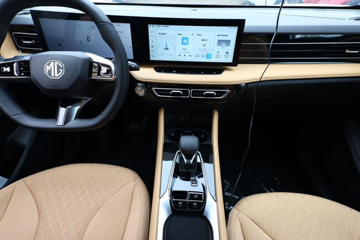 Vente en ligne Mg EHS EHS HEV+ 224 COMFORT au prix de 29 550 €