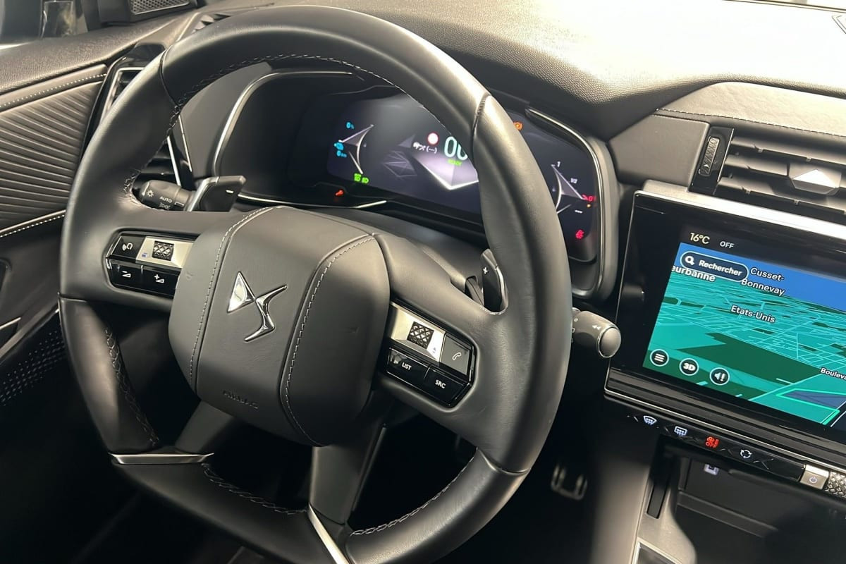 Vente en ligne Ds DS7 Crossback Hybride Rechargeable E-Tense 225 EAT8 Opera au prix de 37 780 €