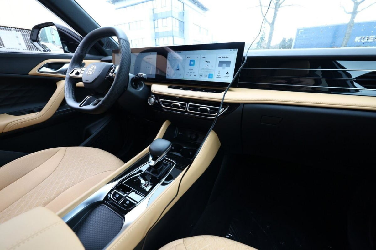 Vente en ligne Mg EHS EHS HEV+ 224 COMFORT au prix de 29 550 €