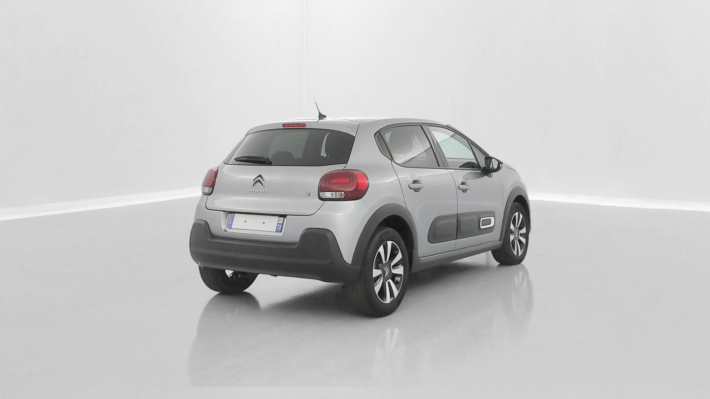 Vente en ligne Citroën C3 C3 1.2 PureTech 110ch Max au prix de 15 910 €