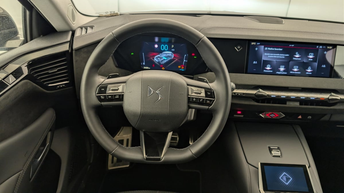 Vente en ligne Ds DS4 Hybride 145 e-DCT6 Etoile - Alcantara au prix de 27 480 €