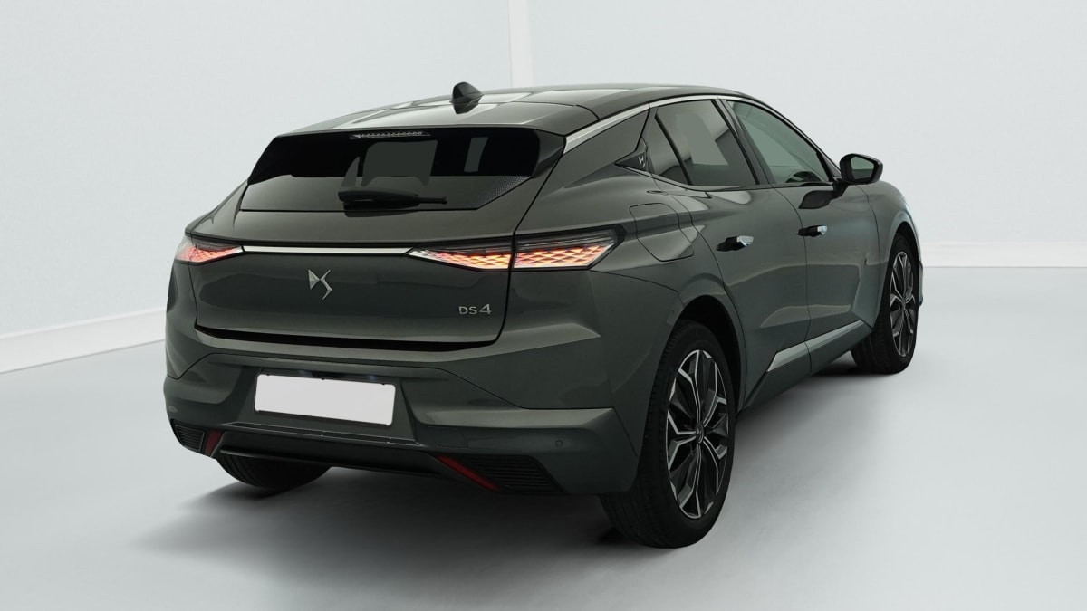 Vente en ligne Ds DS4 Hybride 145 e-DCT6 Etoile - Alcantara au prix de 27 480 €