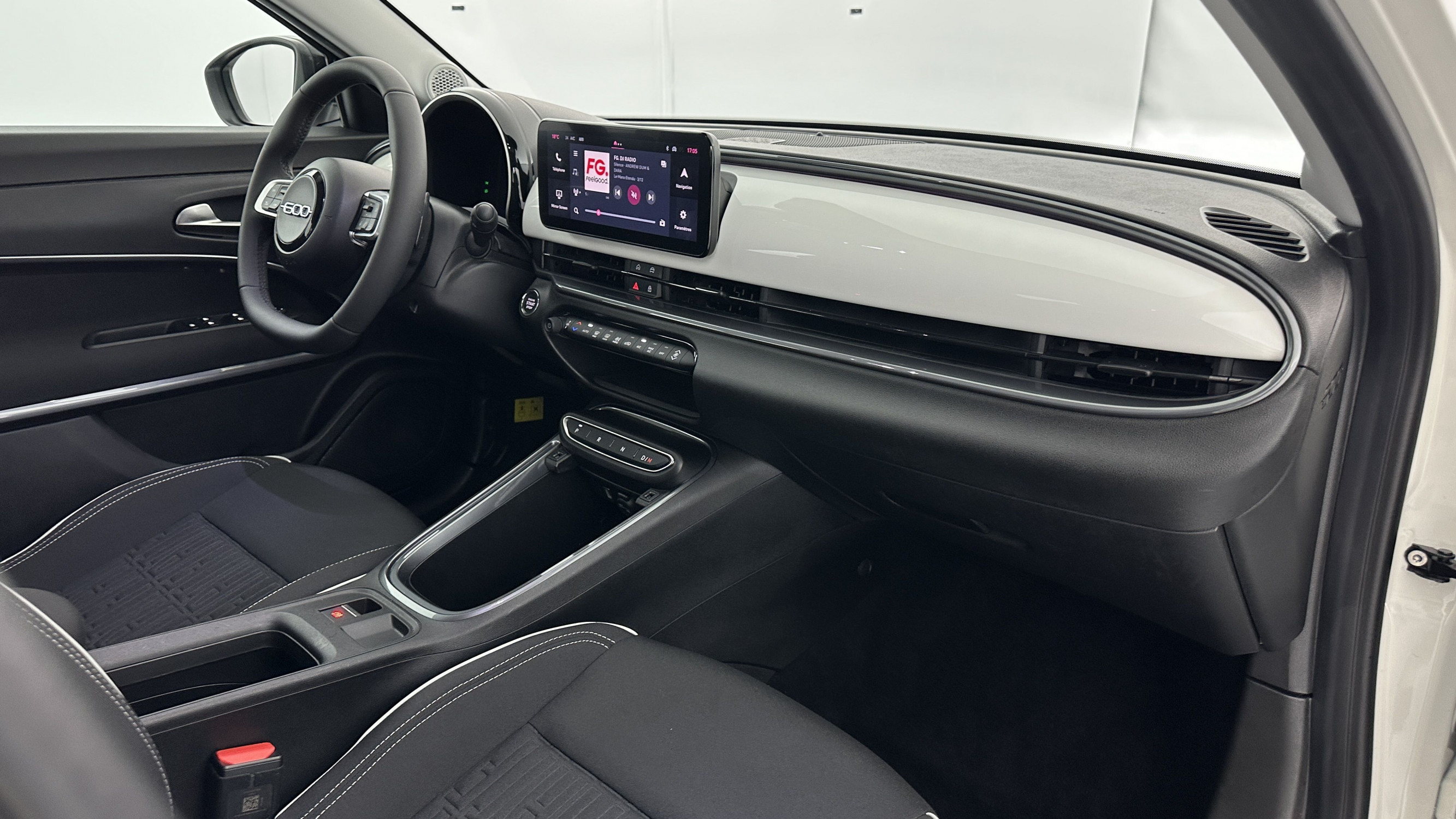 Vente en ligne Fiat 600e 600 1.2 Hybrid Turbo 145ch Pop eDCT6 au prix de 21 410 €