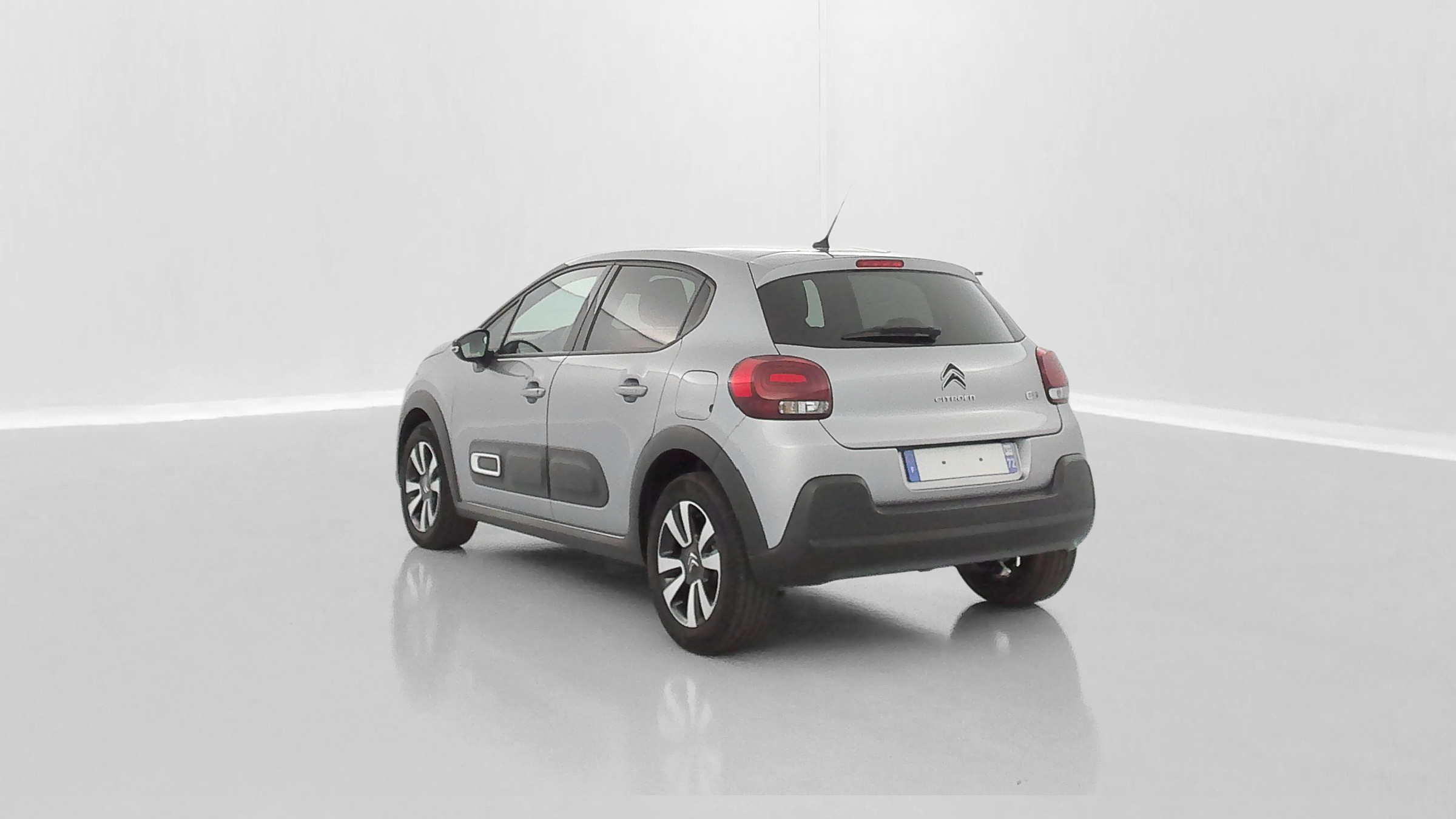 Vente en ligne Citroën C3 C3 1.2 PureTech 110ch Max au prix de 15 910 €
