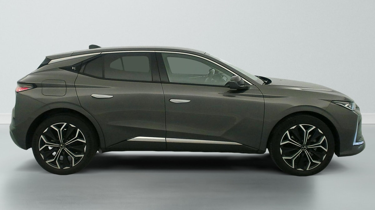 Vente en ligne Ds DS4 Hybride 145 e-DCT6 Etoile - Alcantara au prix de 27 480 €