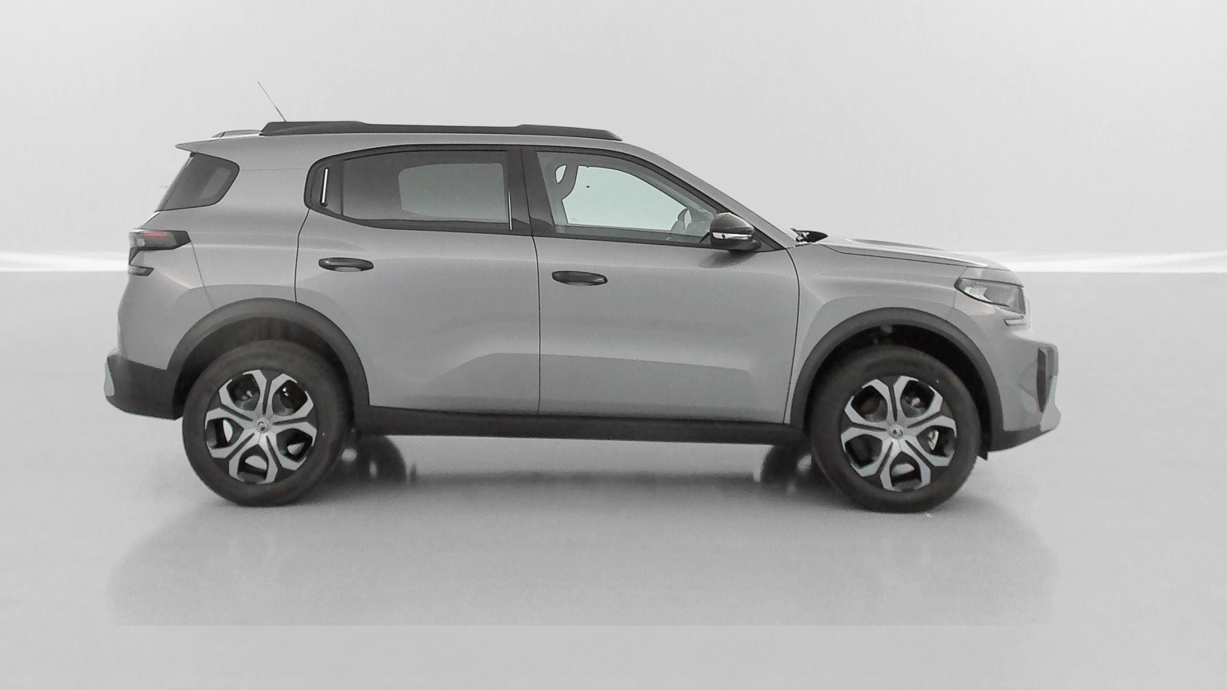 Vente en ligne Citroën C3 Aircross C3 AIRCROSS 1.2 Hybride 145ch Plus e-DCS6 au prix de 23 300 €