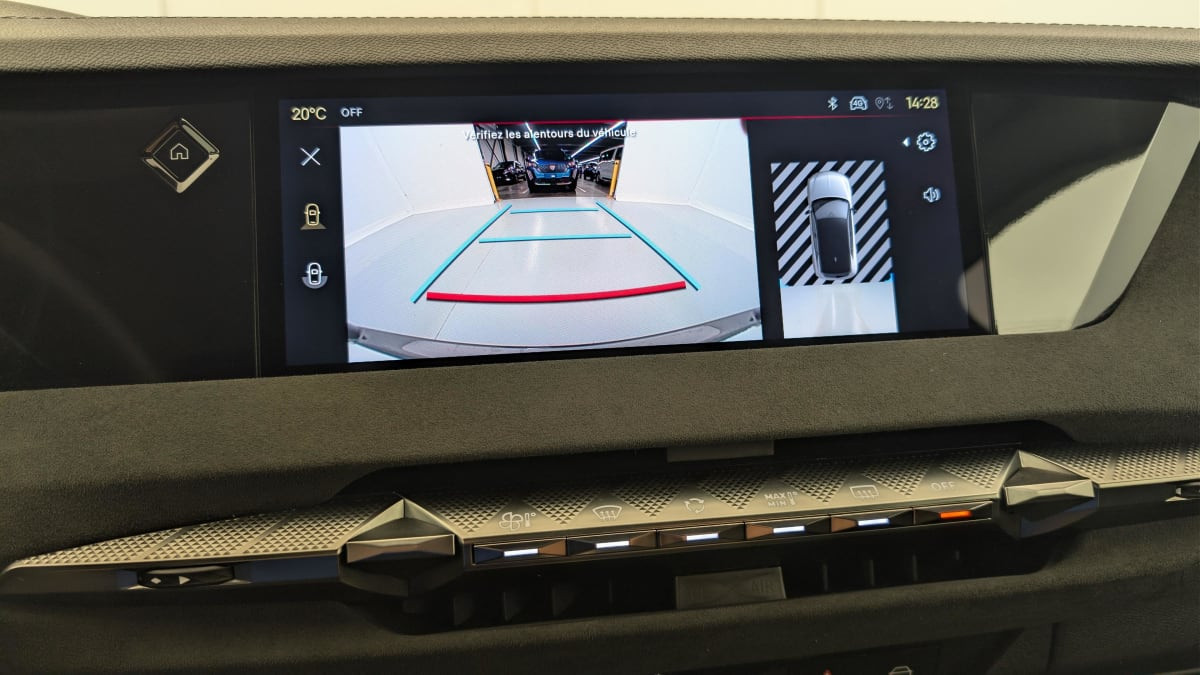 Vente en ligne Ds DS4 Hybride 145 e-DCT6 Etoile - Alcantara au prix de 27 480 €