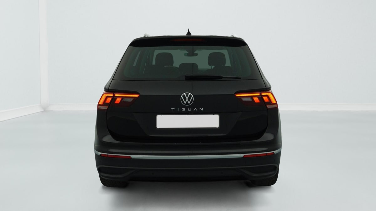 Vente en ligne Volkswagen Tiguan 1.5 TSI 130ch BVM6 Active au prix de 25 420 €