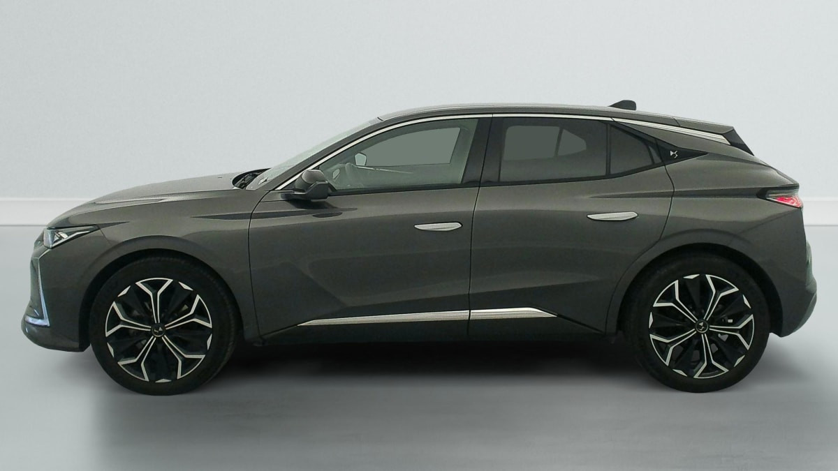 Vente en ligne Ds DS4 Hybride 145 e-DCT6 Etoile - Alcantara au prix de 27 480 €