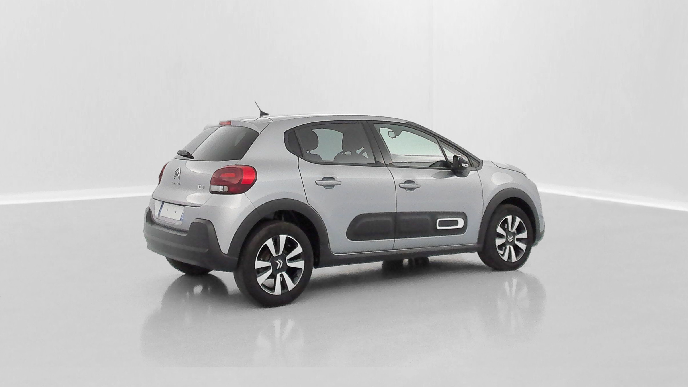 Vente en ligne Citroën C3 C3 1.2 PureTech 110ch Max au prix de 15 910 €